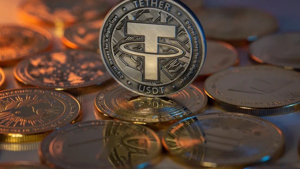 Tether : l’émetteur du stablecoin USDT doit doubler ses effectifs face aux régulations